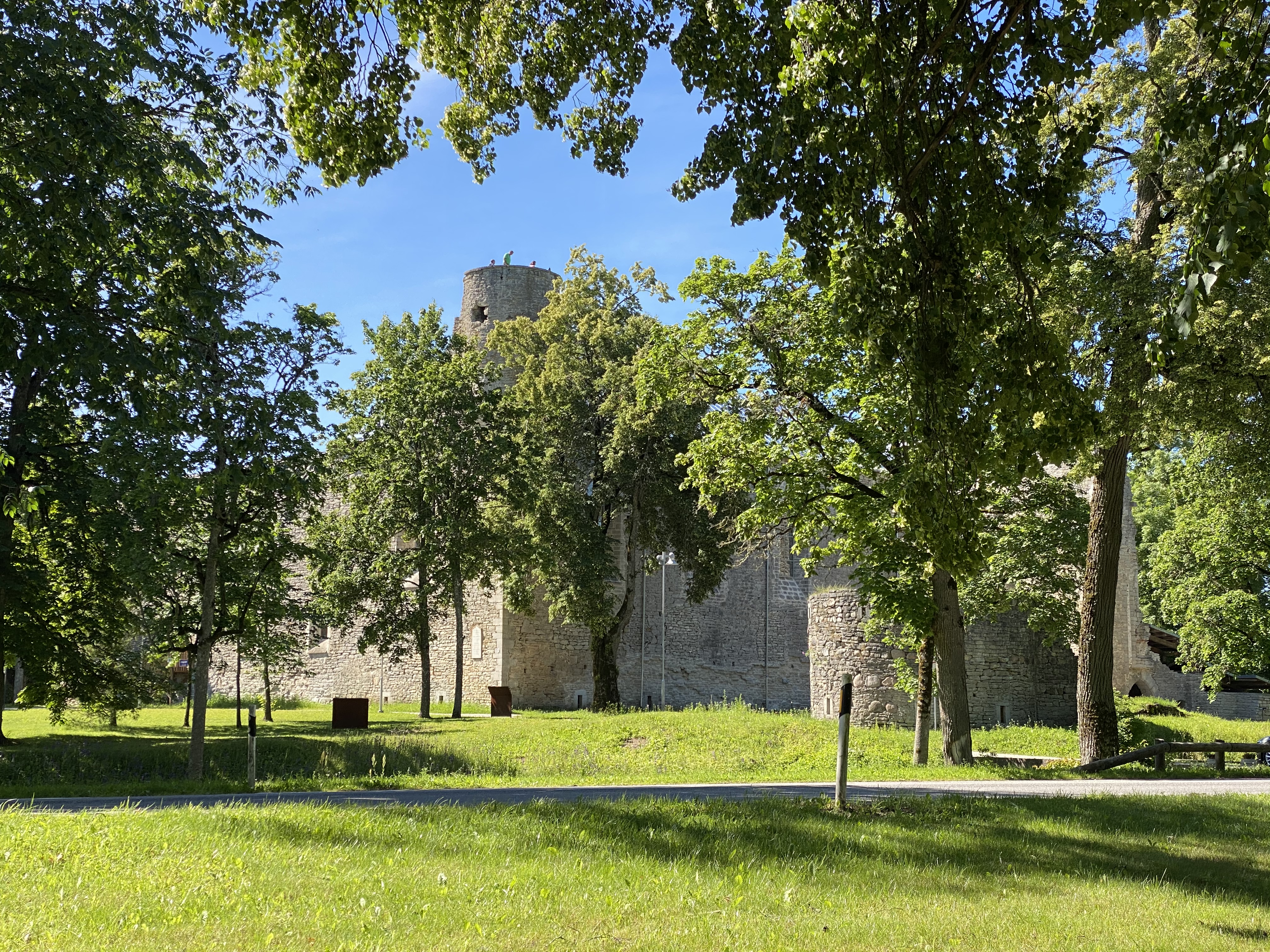 3DAD2171-DB74-4025-BA7D-3DF4674C9E82